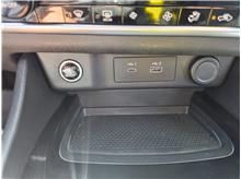 Vehicle Thumb #33