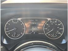 Vehicle Thumb #43