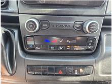 Vehicle Thumb #30