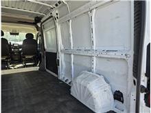 Vehicle Thumb #21