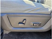 Vehicle Thumb #18