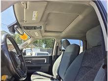 Vehicle Thumb #19