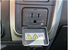 Vehicle Thumb #33