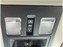Vehicle Thumb #49
