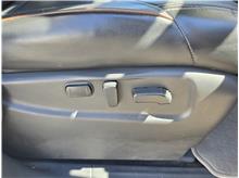 Vehicle Thumb #32