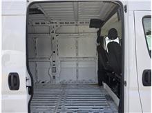 Vehicle Thumb #24