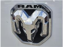 Vehicle Thumb #54