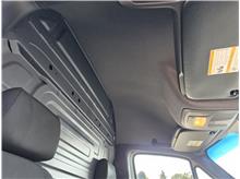 Vehicle Thumb #27