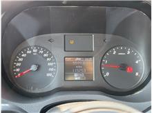 Vehicle Thumb #40