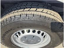 Vehicle Thumb #55