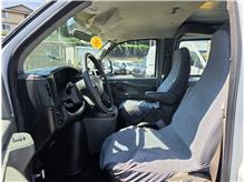 Vehicle Thumb #14