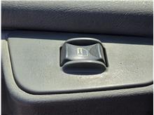 Vehicle Thumb #40