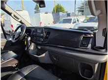 Vehicle Thumb #26