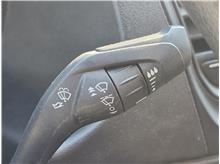 Vehicle Thumb #43
