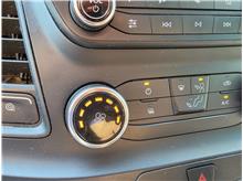 Vehicle Thumb #31