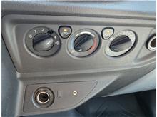 Vehicle Thumb #26
