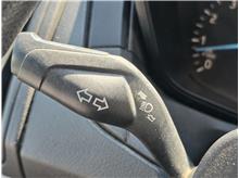 Vehicle Thumb #36