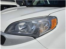 Vehicle Thumb #52