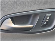 Vehicle Thumb #45
