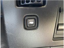 Vehicle Thumb #30