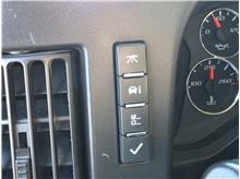 Vehicle Thumb #39