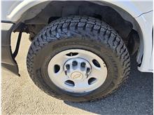 Vehicle Thumb #50