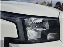 Vehicle Thumb #53