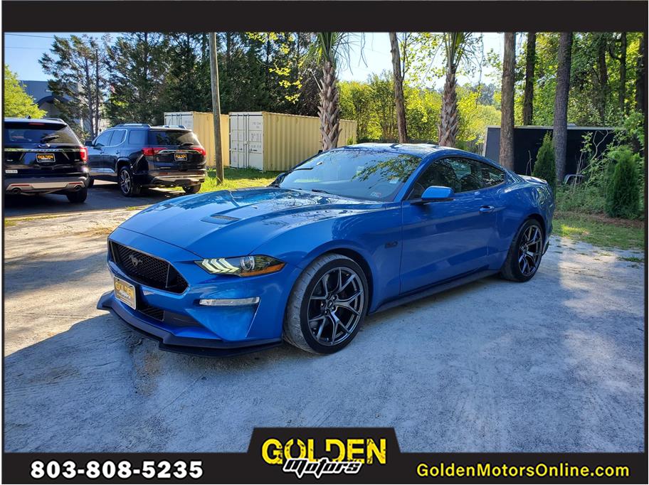 2020 Ford Mustang from GOLDEN MOTORS