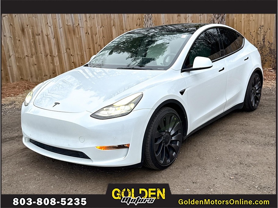 2022 Tesla Model Y from GOLDEN MOTORS
