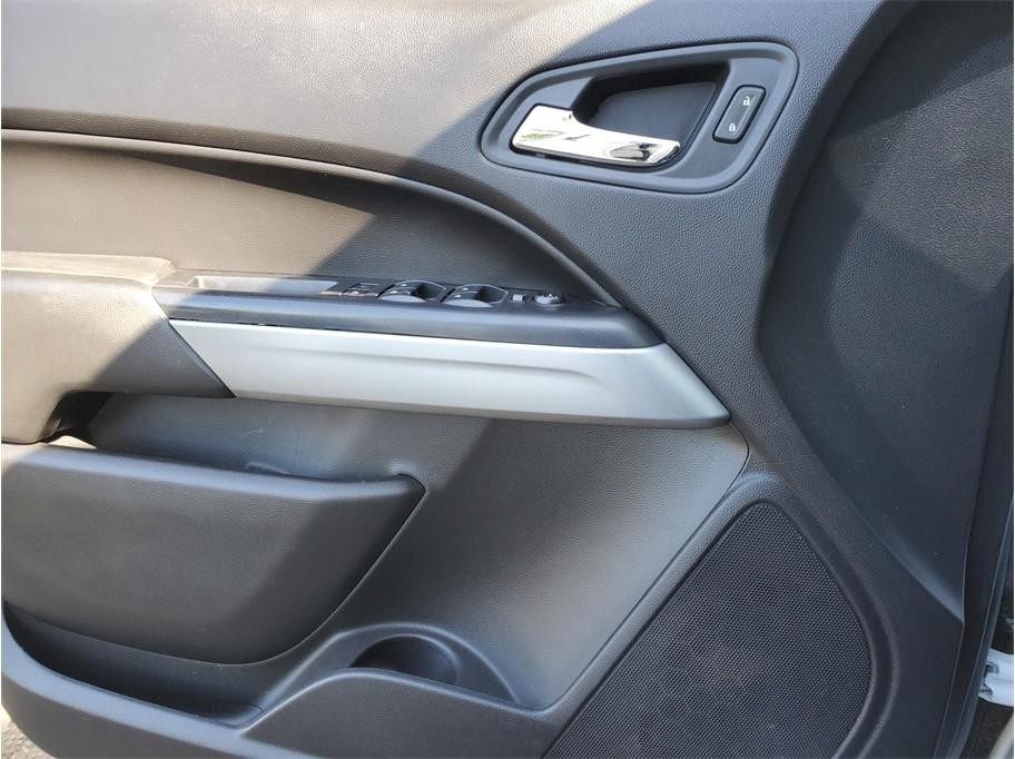 2019 Chevrolet Colorado ZR2 - Photo 20