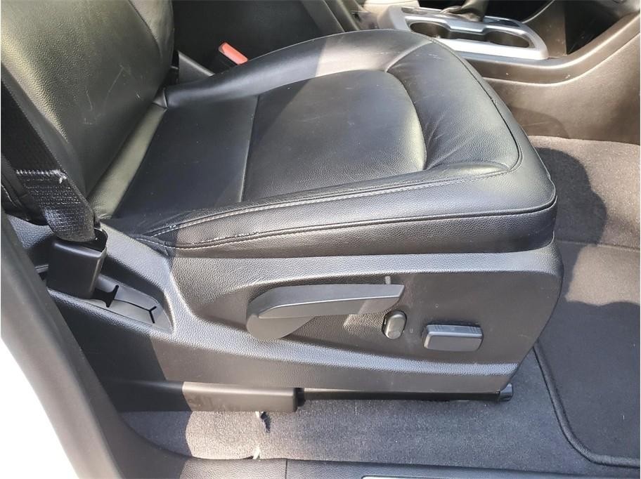 2019 Chevrolet Colorado ZR2 - Photo 36