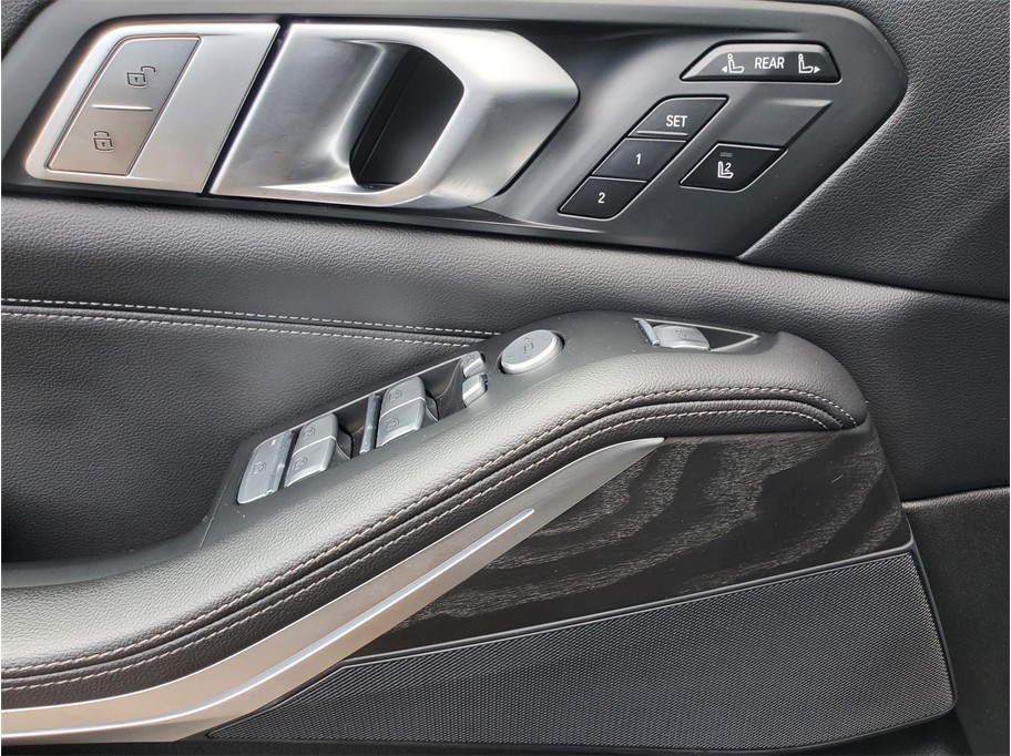 2020 BMW X7 40i - Photo 22