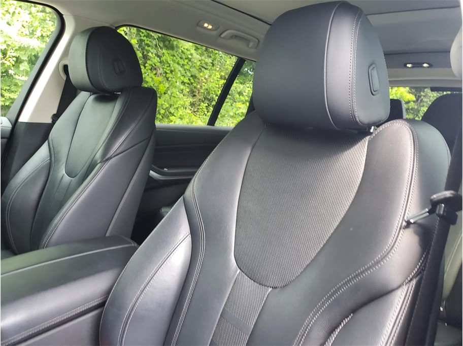 2020 BMW X7 40i - Photo 25
