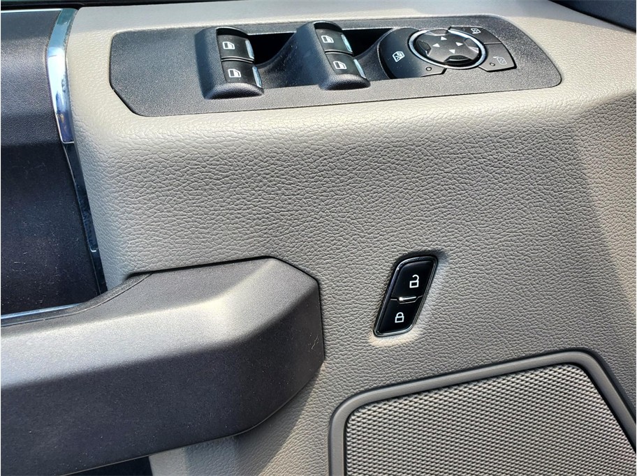 2015 Ford F-150 XLT - Photo 21