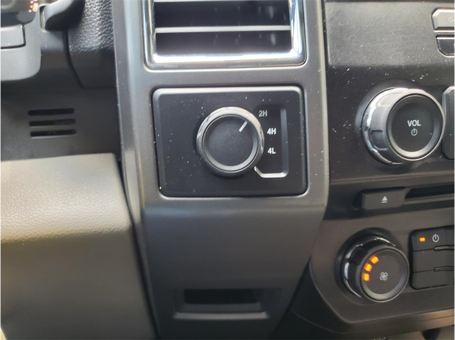 2015 Ford F-150 XLT - Photo 30