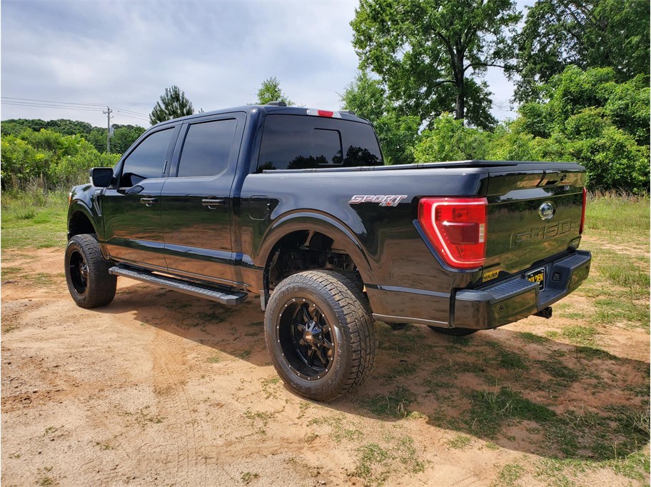 2021 Ford F-150 XLT - Photo 12