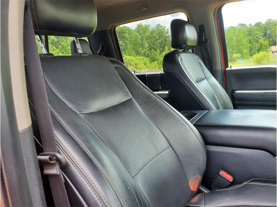 2017 Ford F-350 Super Duty Lariat - Photo 35