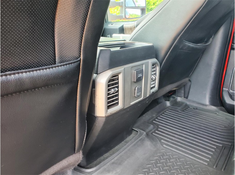 2017 Ford F-350 Super Duty Lariat - Photo 38