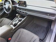 Vehicle Thumb #36