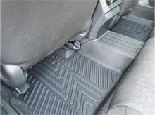 Vehicle Thumb #44