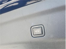 Vehicle Thumb #15