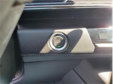 Vehicle Thumb #48