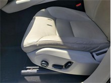 Vehicle Thumb #27