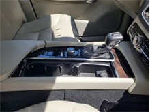 Vehicle Thumb #42
