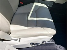 Vehicle Thumb #44