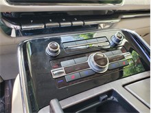 Vehicle Thumb #25