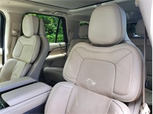 Vehicle Thumb #31