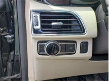 Vehicle Thumb #34