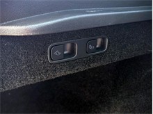 Vehicle Thumb #16