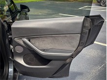 Vehicle Thumb #20